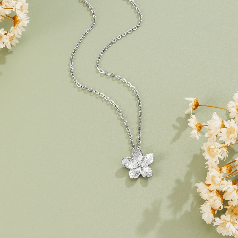 Blooming Silver-Tone Flower Necklace