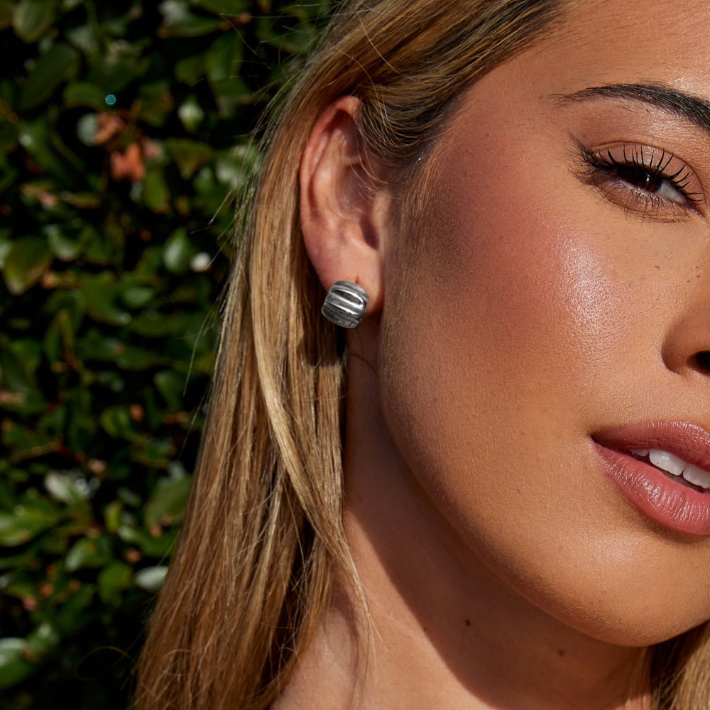 Elsa Mini Wave Silver-Tone Hoop Earrings