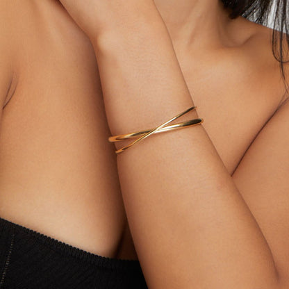 Eva Gold-Tone Twist Bracelet