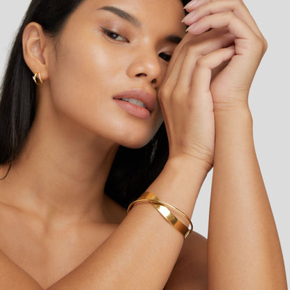 Eve Gold-Tone Bangle