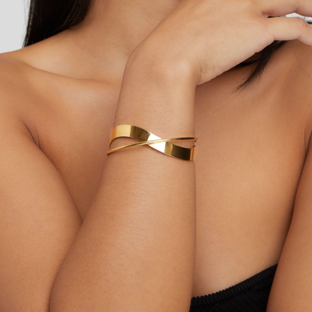 Eve Gold-Tone Bangle