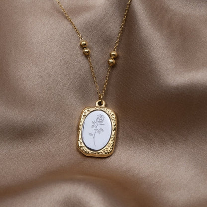 Rose Pendant Necklace