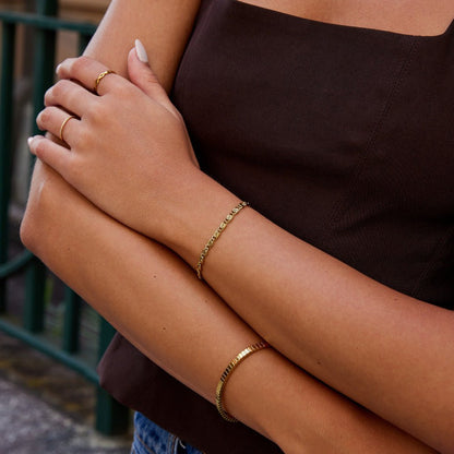 Gold-Tone Swirl Link Bracelet