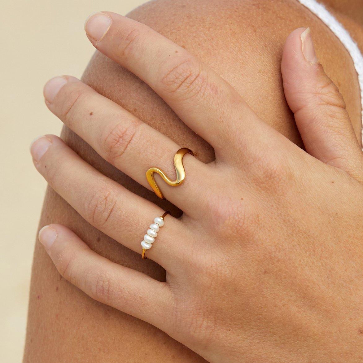 Gold-Tone Wave Band Ring