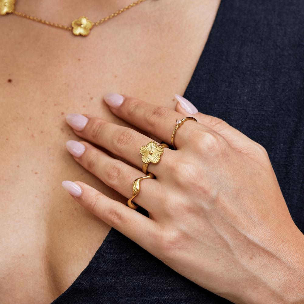 Clover Golden Ring