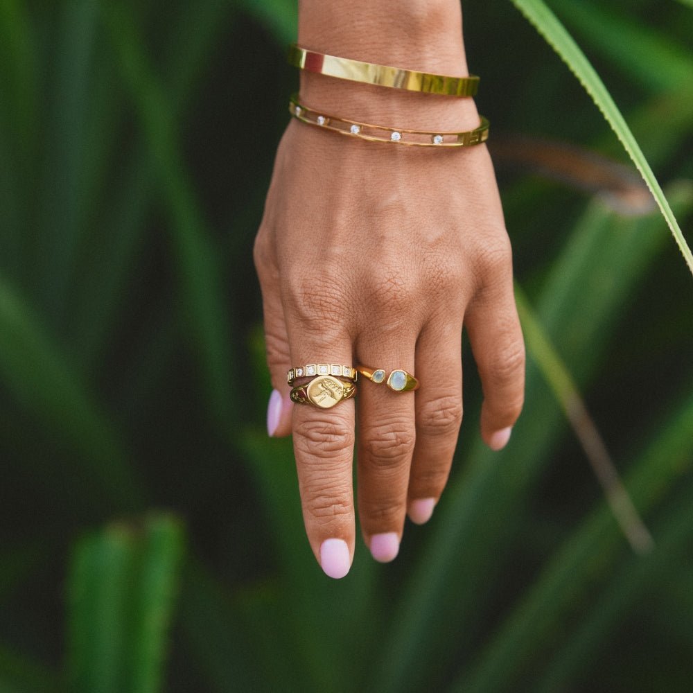 Gold-Tone Hummingbird Signet Ring