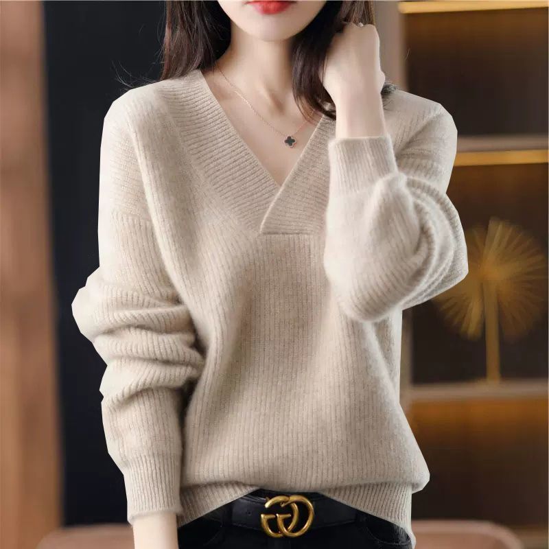 Women's Knit Sweater – Relaxed Fit with Modern Collar Detail