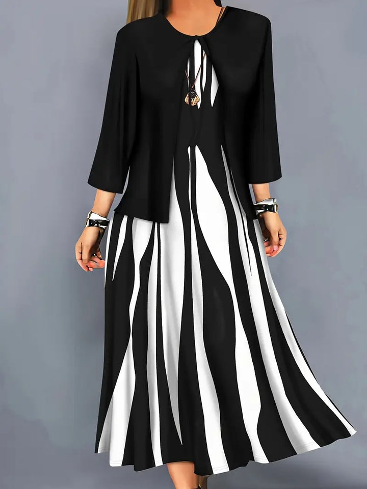 Plus Two Piece Skirt Set – Brushed Fabric Geometric Print