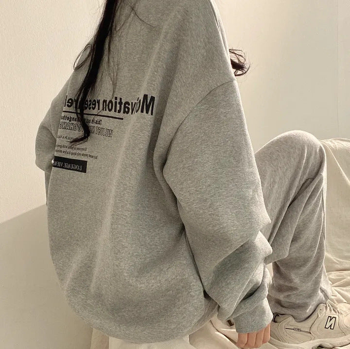 Women's Fleece-Lined Cotton Sweatshirt – Loose Fit, Medium Length