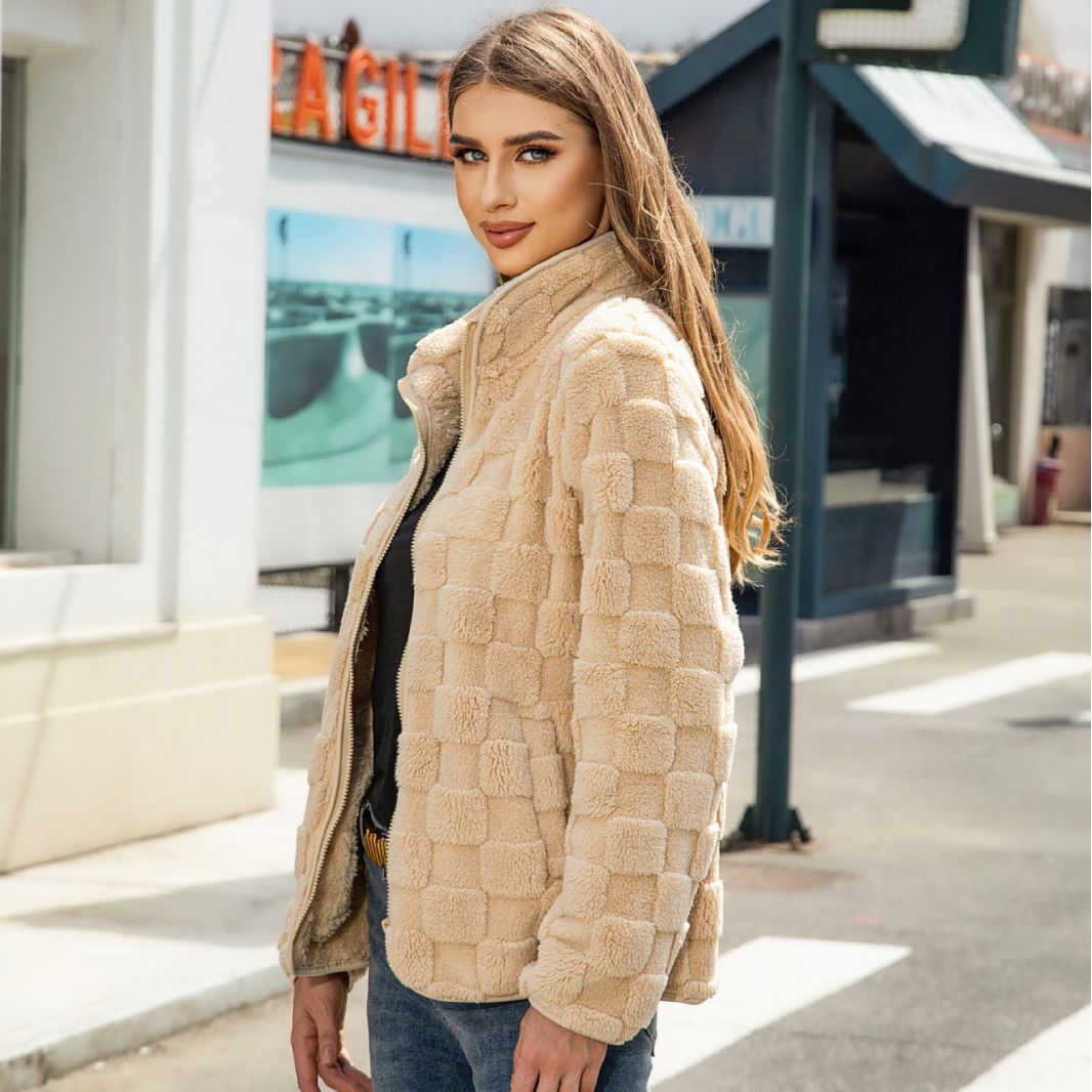 Women's Plaid Plush Coat – Soft Fleece Relaxed Fit Outerwear