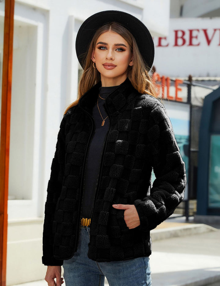Women's Plaid Plush Coat – Soft Fleece Relaxed Fit Outerwear