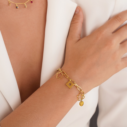 Daisy Charm Bracelet