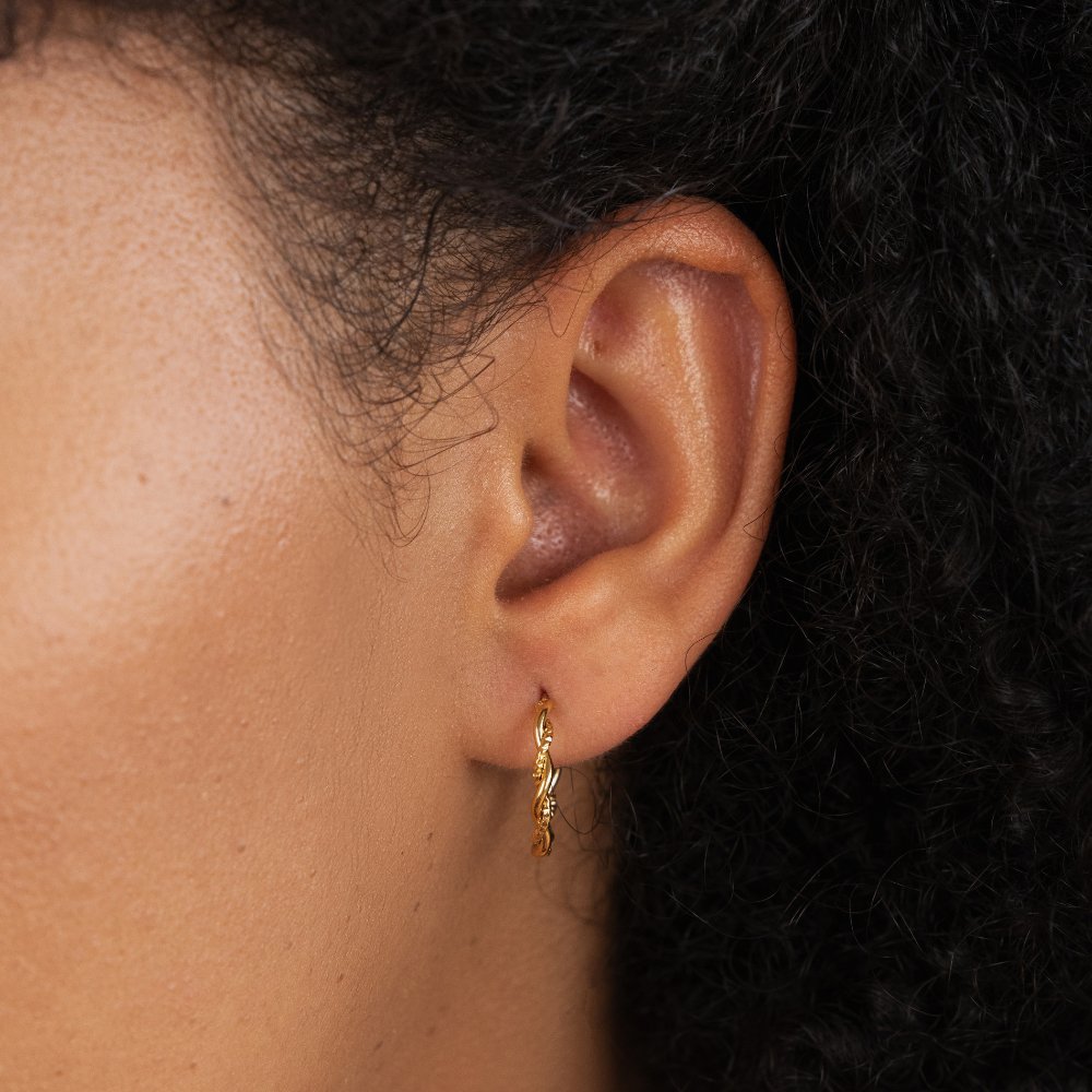 Maria Twisted Semi-Hoops