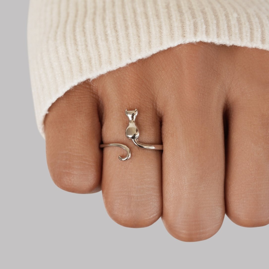 Midnight Cat Silver-Tone Ring