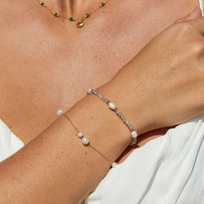 Moonstone-Effect and Pearl Bead Bracelet