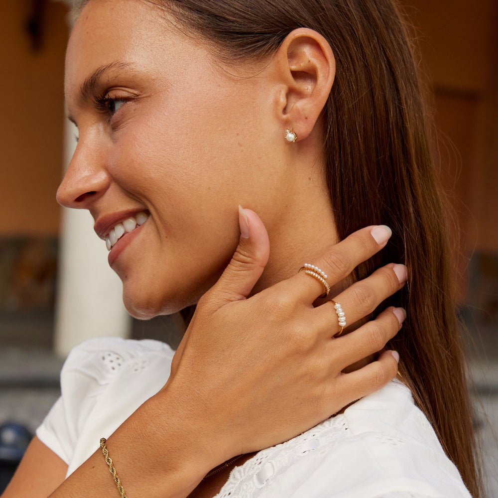 Pearl and Crystal Stud Earrings