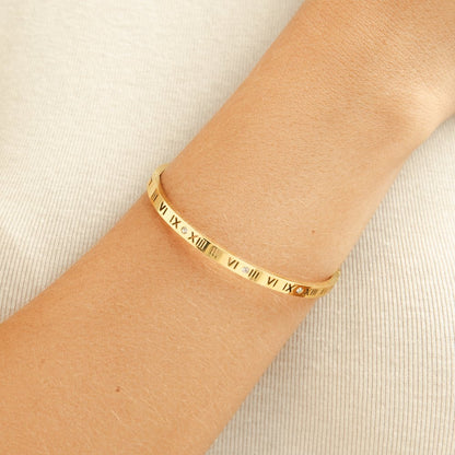 Roman Gold-Tone Bangle