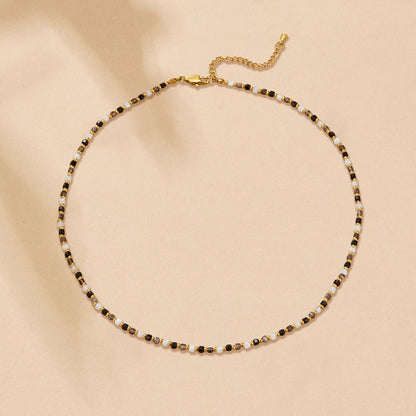 Alashan Monochrome Bead Necklace