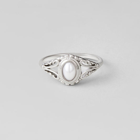 Silver-Tone Vintage Pearl Ring