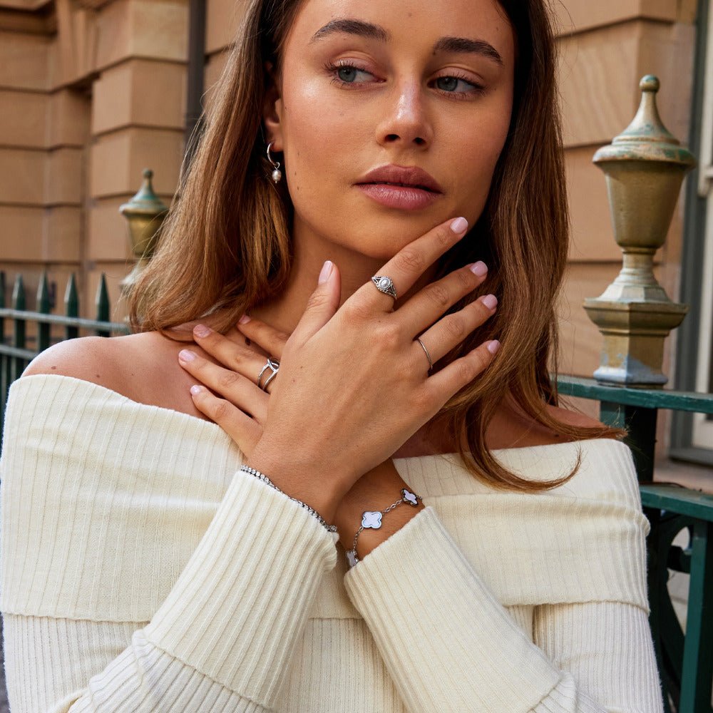 Silver-Tone Vintage Pearl Ring