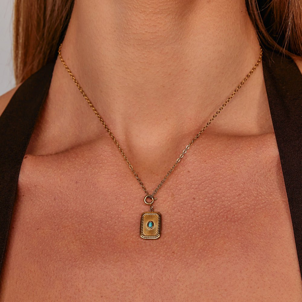 Simple Chain Charm Necklace Set