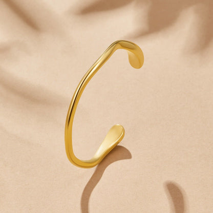 Veena Gold-Tone Bangle