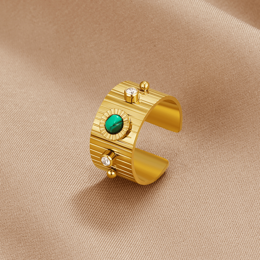 Vintage Dakota Gold-Tone Ring