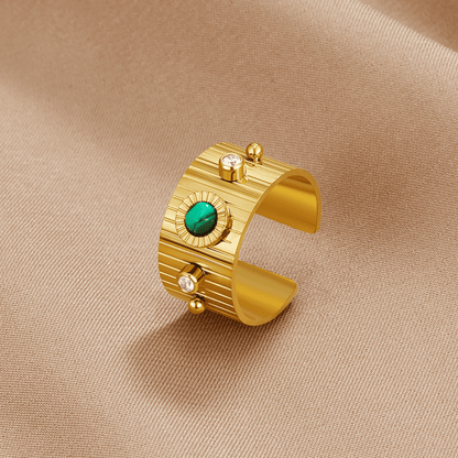Vintage Dakota Gold-Tone Ring