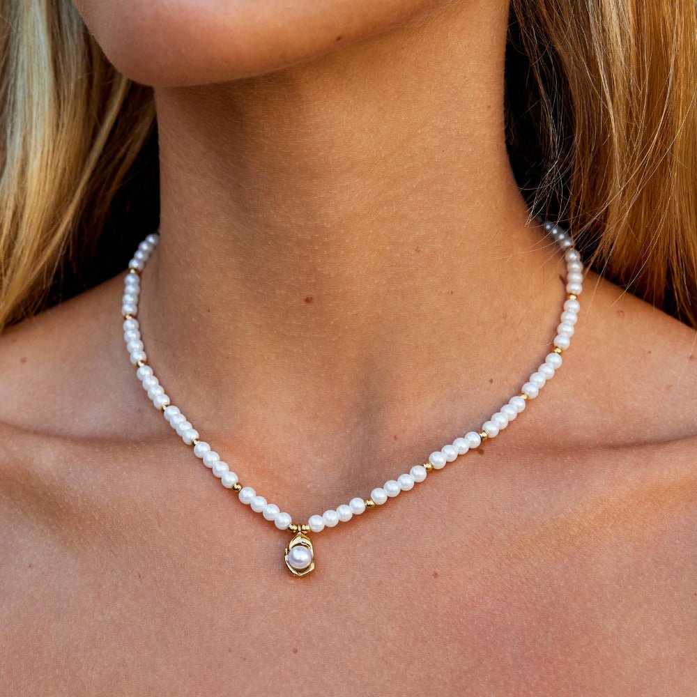 Vintage Gold-Tone Pearl Necklace
