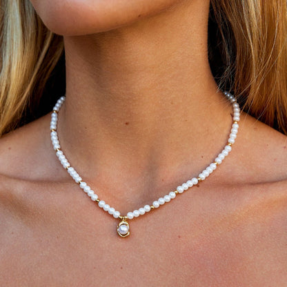 Vintage Gold-Tone Pearl Necklace