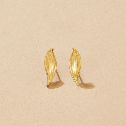 Vintage Gold-Tone Leaf Earrings