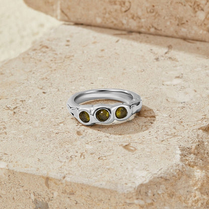 Vintage Peridot Green Silver-Tone Ring