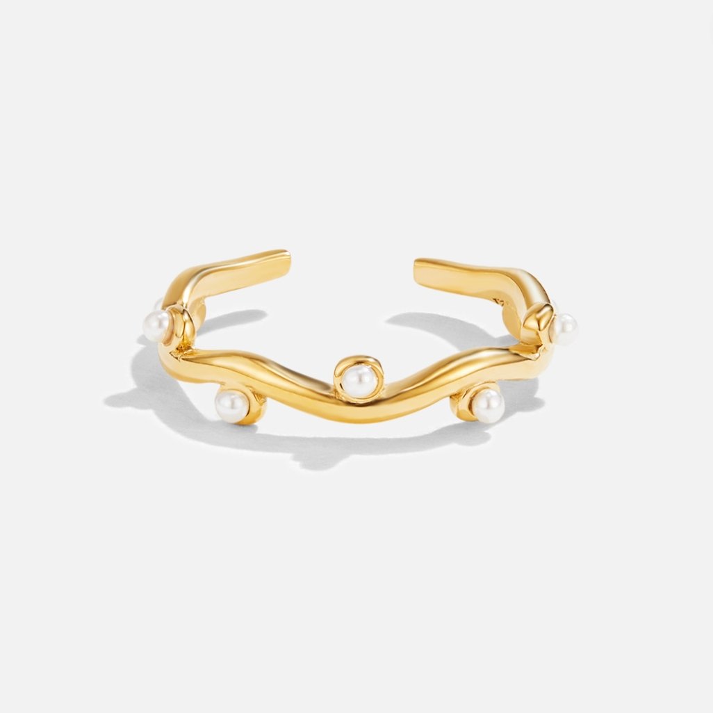 Wavy Gold-Tone Pearl Ring