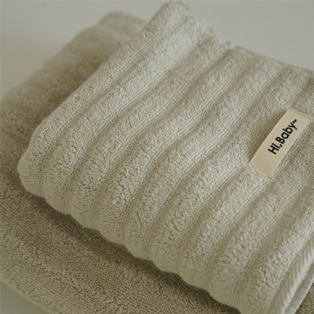 Wave pattern plain towel