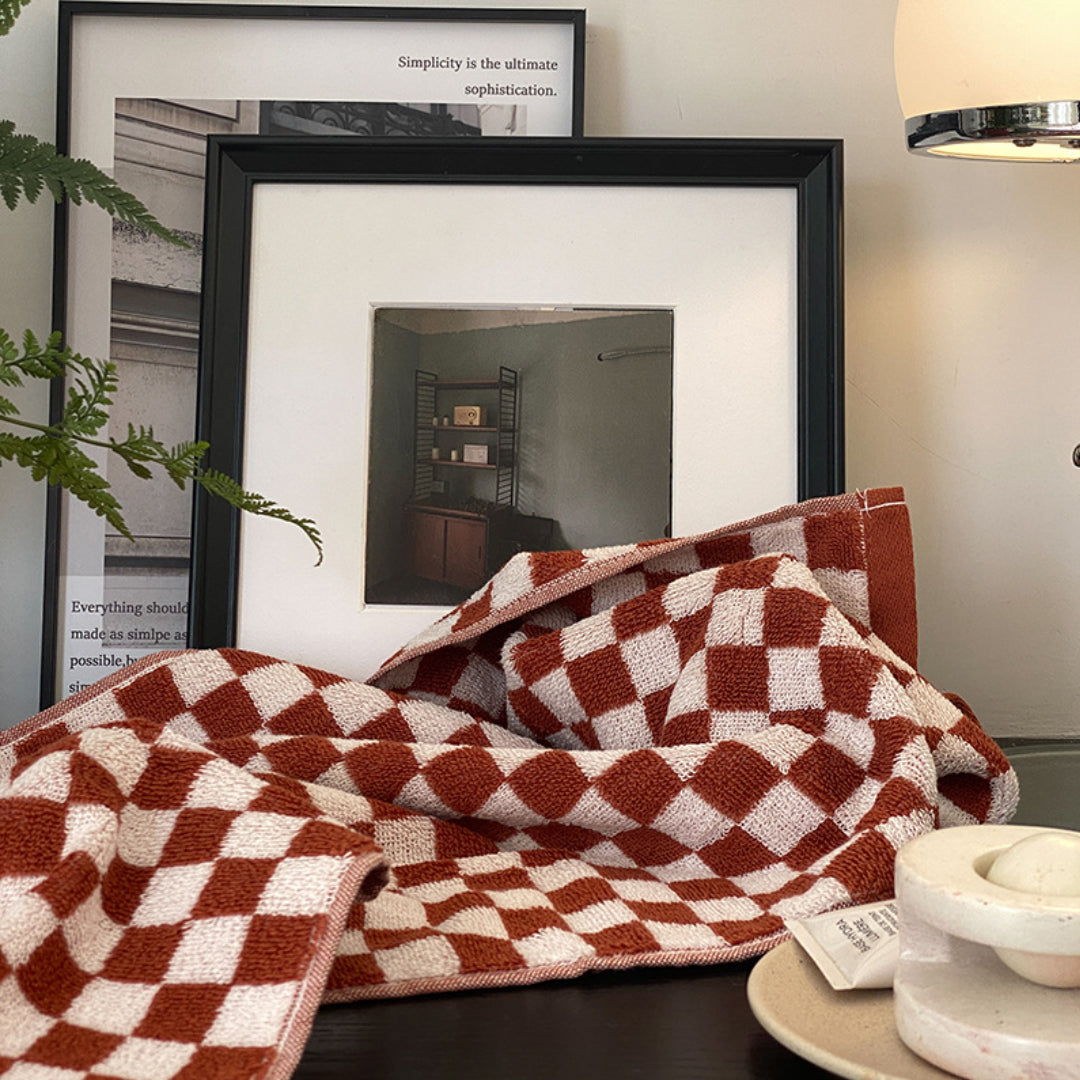 Vintage checkered towels