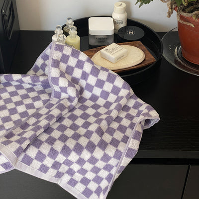 Vintage checkered towels